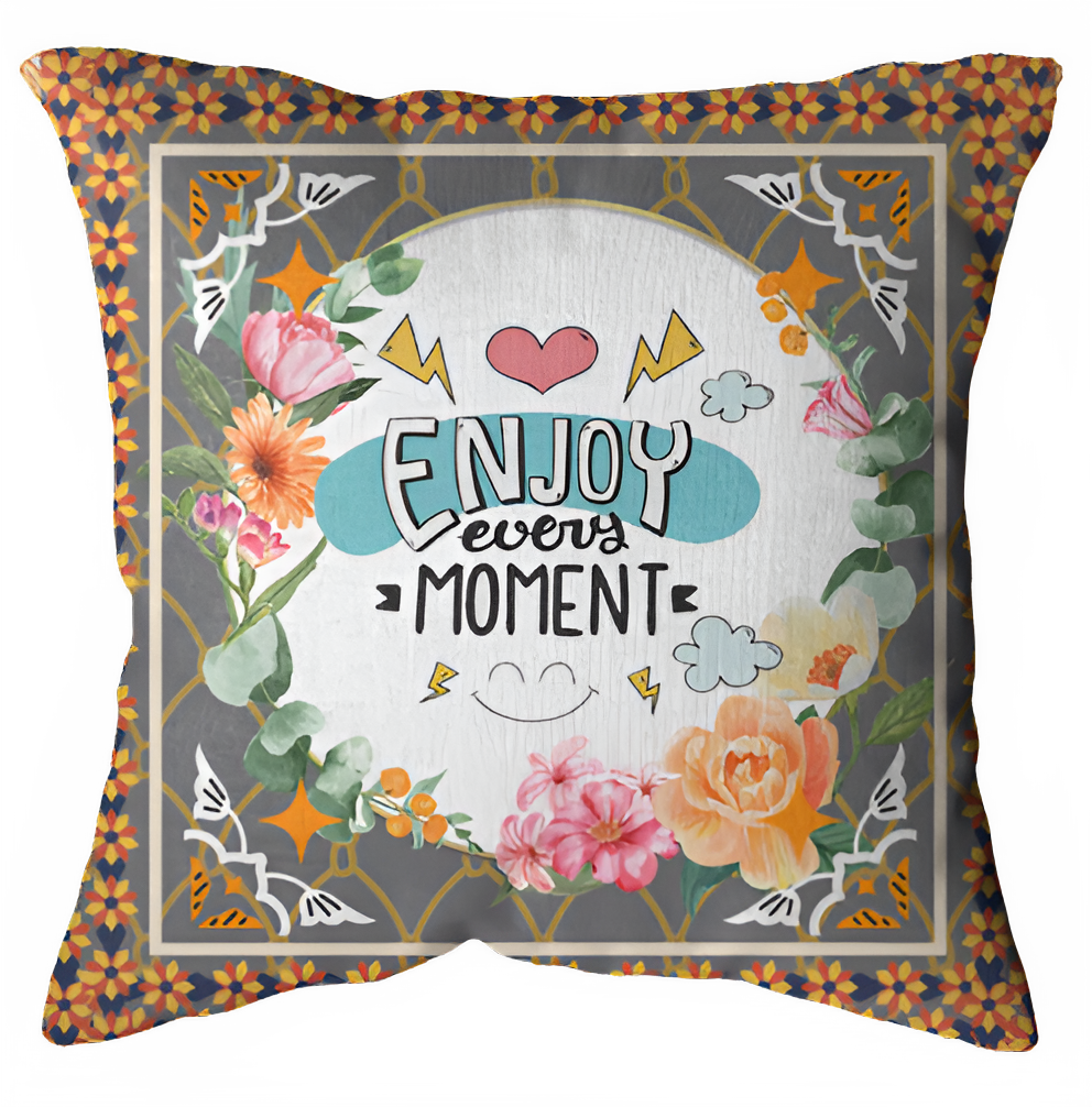 Cushion cover in geometric patterns for stylish homes